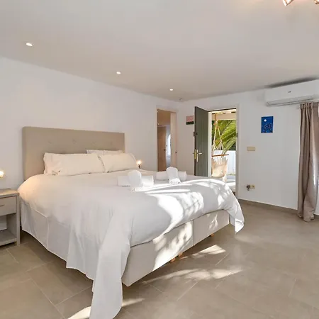 Perla Blanca Costa Villa